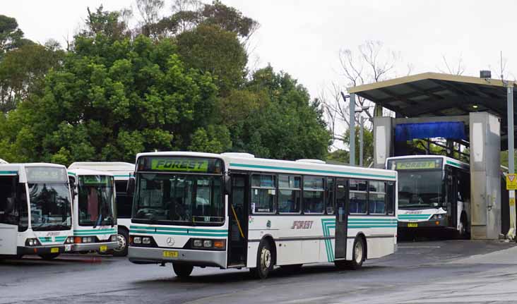 Forest Coach Lines Mercedes O405 Volgren CR221 7269